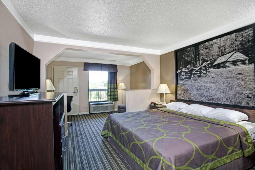 King Room - Disability Access - Non-Smoking interior